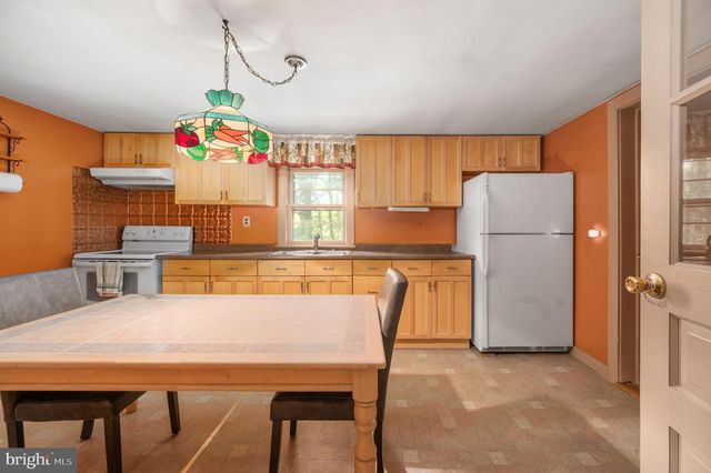 13641 FARMER DR, Woodford, VA 22580