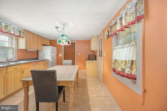 13641 FARMER DR, Woodford, VA 22580