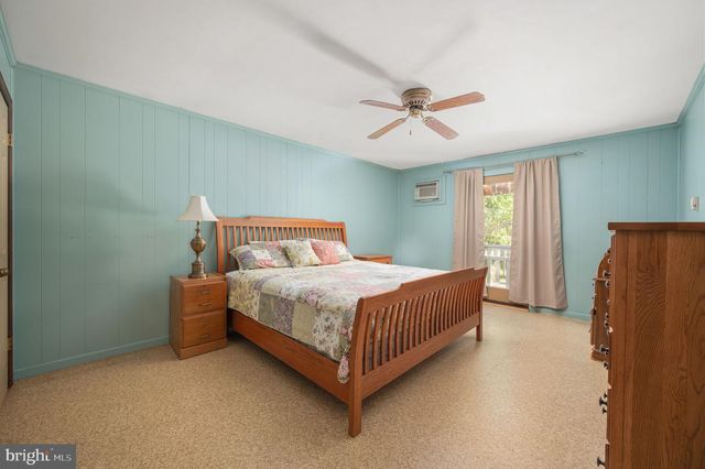 13641 FARMER DR, Woodford, VA 22580