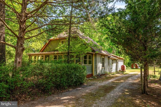 13641 FARMER DR, Woodford, VA 22580