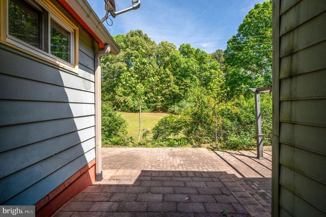 13641 FARMER DR, Woodford, VA 22580