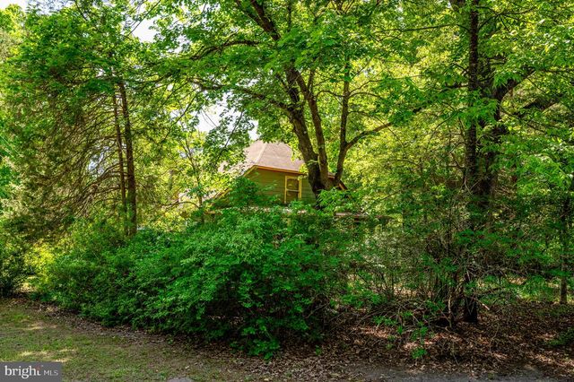 13641 FARMER DR, Woodford, VA 22580