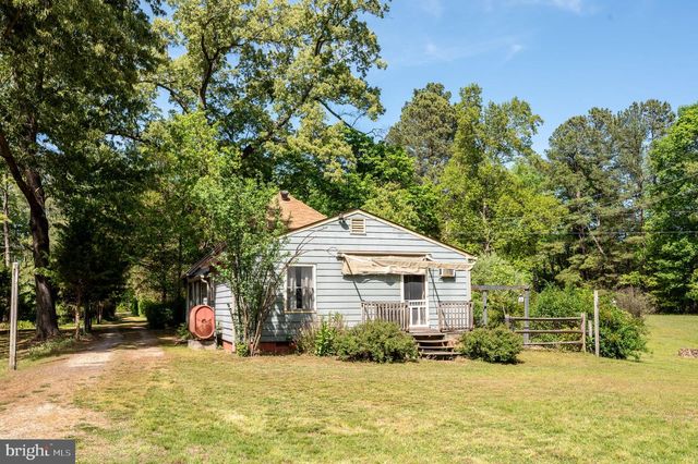 13641 FARMER DR, Woodford, VA 22580