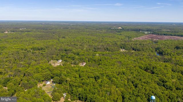13641 FARMER DR, Woodford, VA 22580