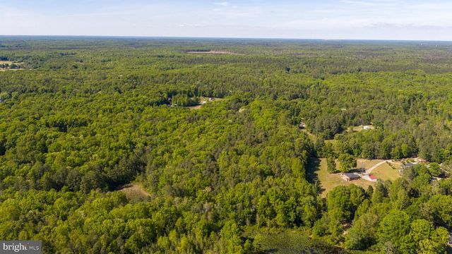 13641 FARMER DR, Woodford, VA 22580