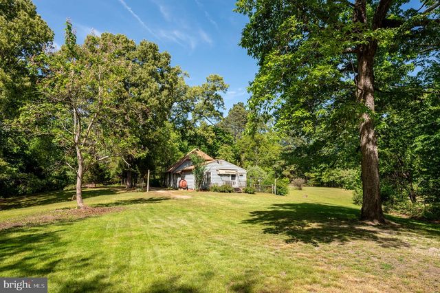 13641 FARMER DR, Woodford, VA 22580
