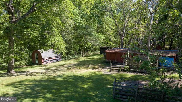 13641 FARMER DR, Woodford, VA 22580