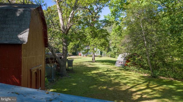 13641 FARMER DR, Woodford, VA 22580