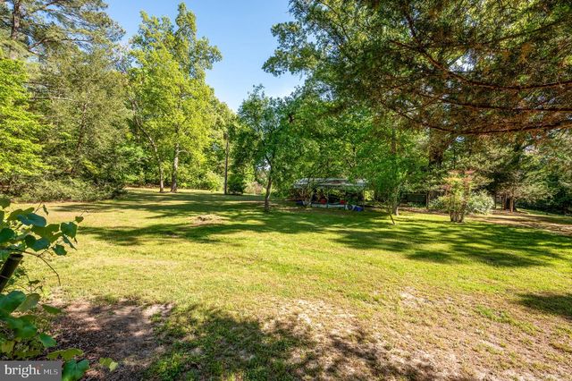 13641 FARMER DR, Woodford, VA 22580