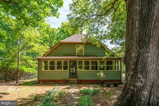 13641 FARMER DR, Woodford, VA 22580