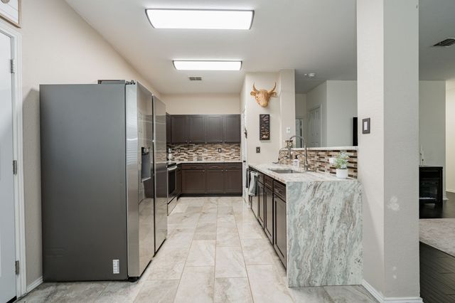 2716 Winterberry Lane, Little Elm, TX 75068