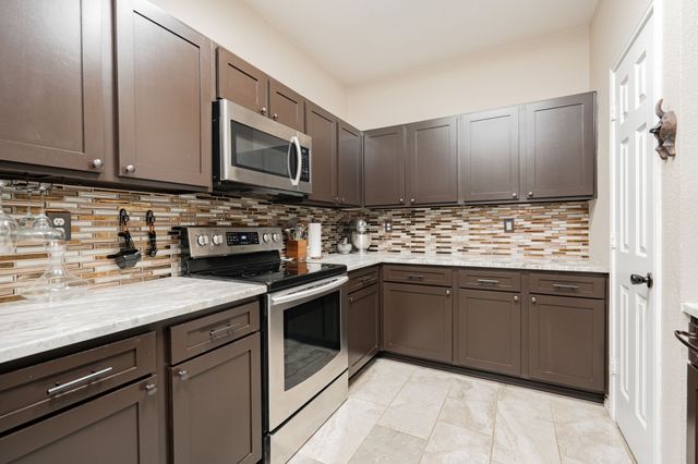 2716 Winterberry Lane, Little Elm, TX 75068