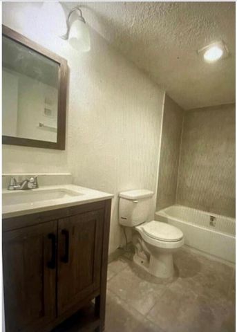 2017 NW 46th Avenue A206, Lauderhill, FL 33313
