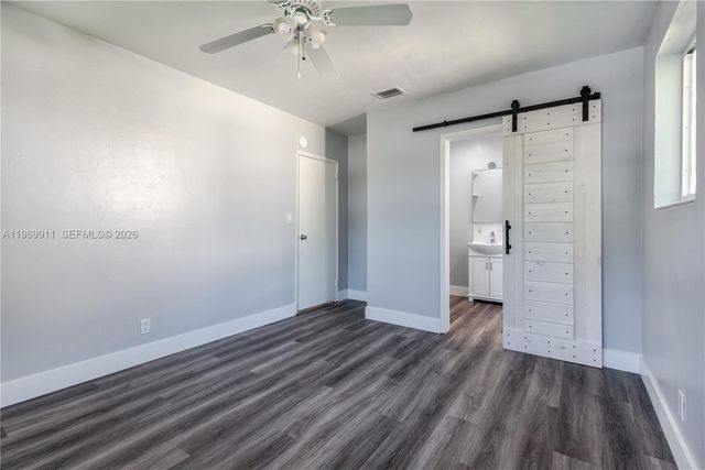 326 SE 3rd Ter, Dania Beach, FL 33004