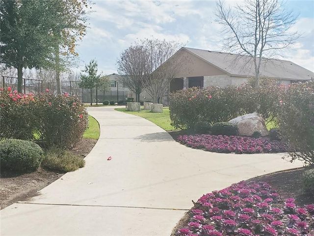 317 Hyacinth WAY, Jarrell, TX 76537
