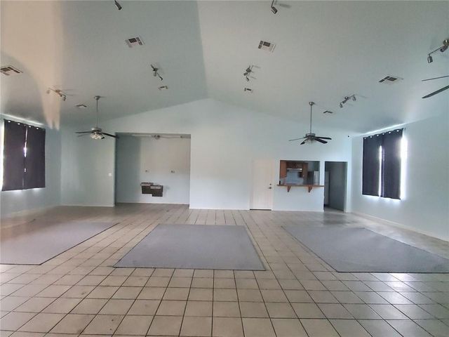 317 Hyacinth WAY, Jarrell, TX 76537