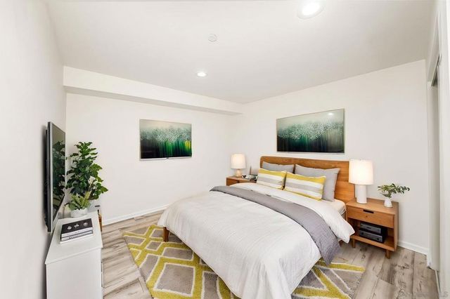 1243 1245 Van Nuys St, San Diego, CA 92109
