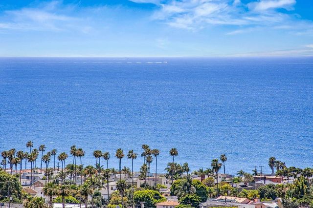 1243 1245 Van Nuys St, San Diego, CA 92109