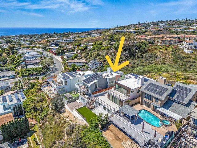 1243 1245 Van Nuys St, San Diego, CA 92109