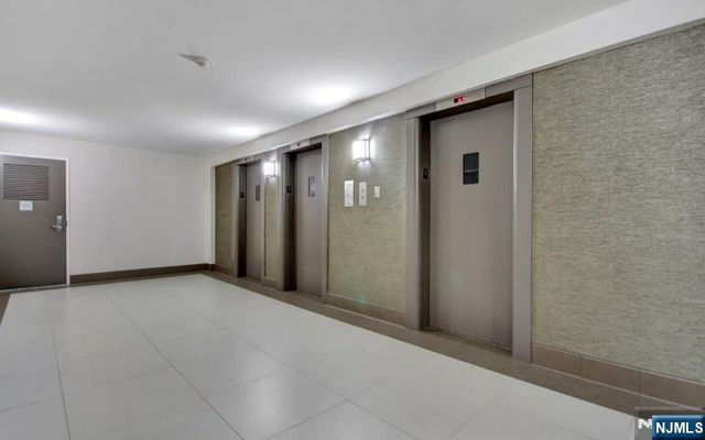 2150 Center 6F, Fort Lee, NJ 07024