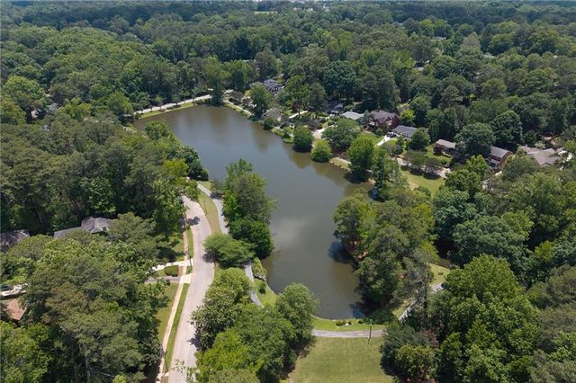 1089 Chatsworth Drive, Avondale Estates, GA 30002