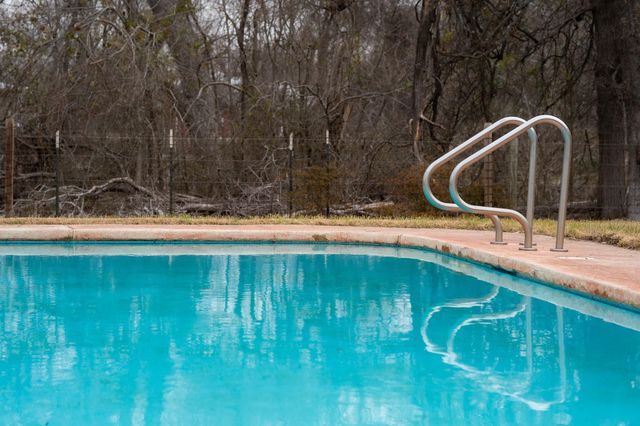 788 FM 2571, Smithville, TX 78957