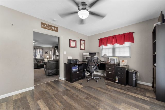 275 Old Clairton Rd, Pleasant Hills, PA 15236