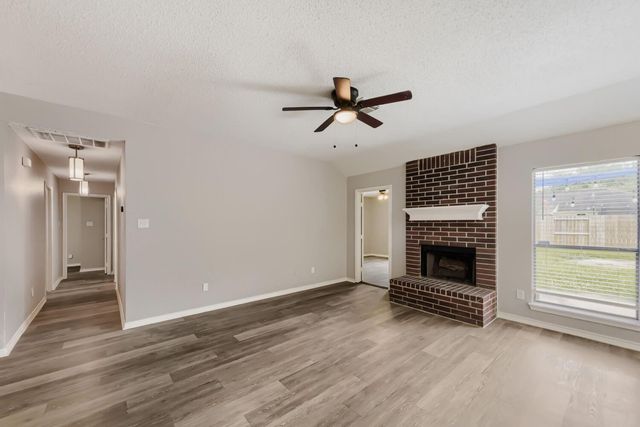 3074 County Road 855b, Alvin, TX 77511