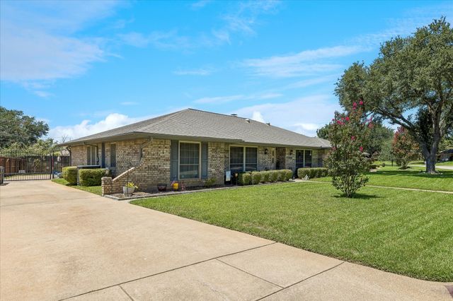 4361 Rota Circle, Fort Worth, TX 76133
