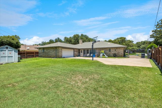4361 Rota Circle, Fort Worth, TX 76133
