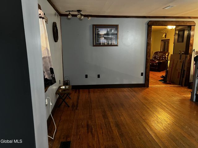 2567 State Highway 10, Caroga, NY 12095