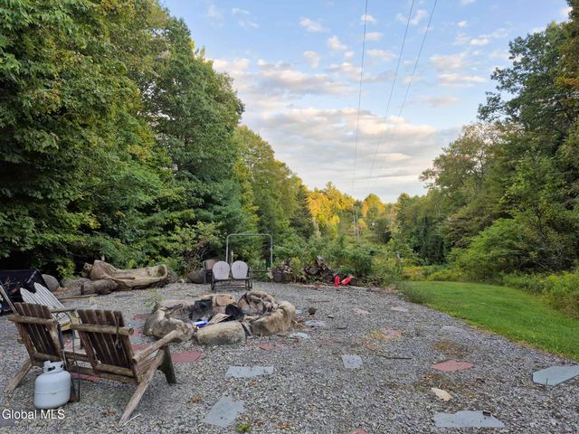 2567 State Highway 10, Caroga, NY 12095