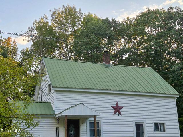 2567 State Highway 10, Caroga, NY 12095