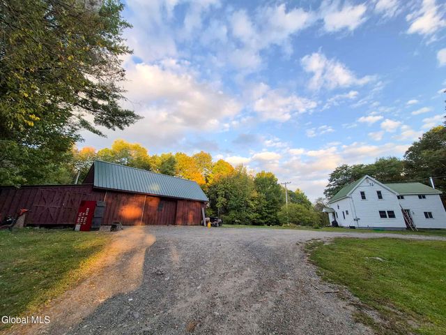 2567 State Highway 10, Caroga, NY 12095