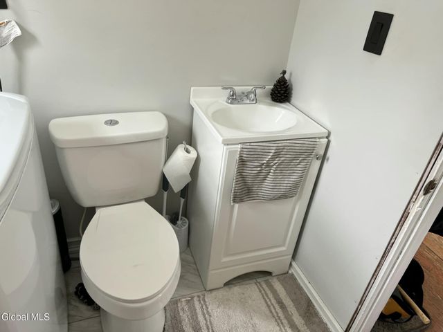 2567 State Highway 10, Caroga, NY 12095