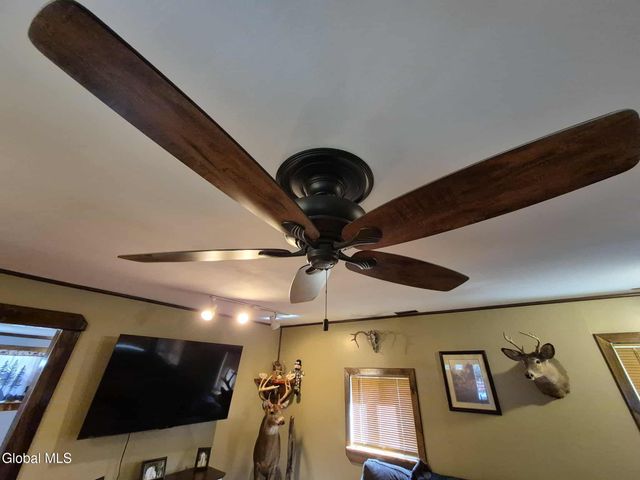 2567 State Highway 10, Caroga, NY 12095