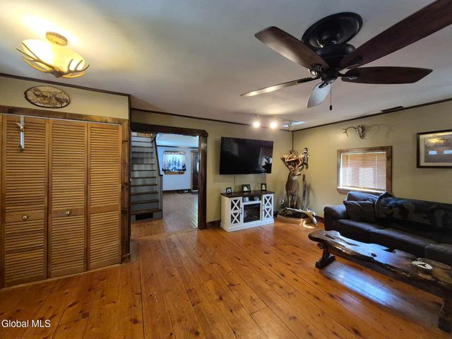 2567 State Highway 10, Caroga, NY 12095