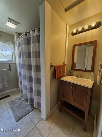 2567 State Highway 10, Caroga, NY 12095