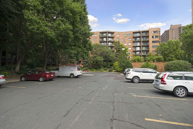 210 W Grant St 204, Minneapolis, MN 55403