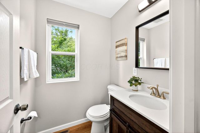 456 Rosslyn Avenue, Columbus, OH 43214