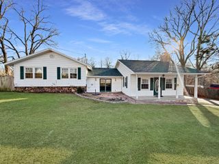 1420 W Farm Road 102, Springfield, MO 65803