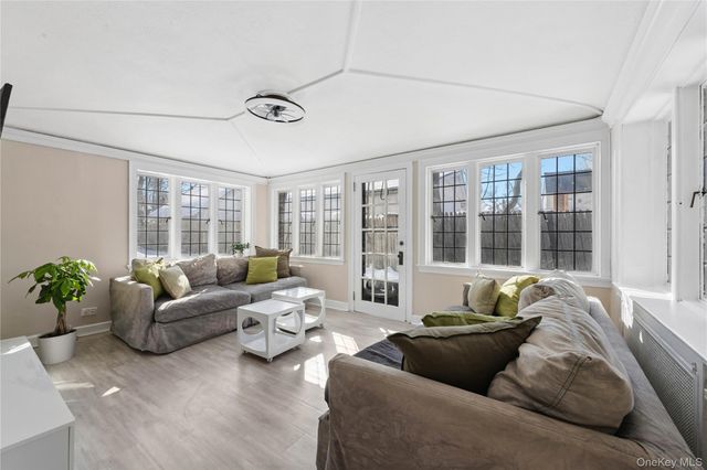 46 E Hyatt Avenue, Mount Kisco, NY 10549