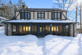 46 E Hyatt Avenue, Mount Kisco, NY 10549