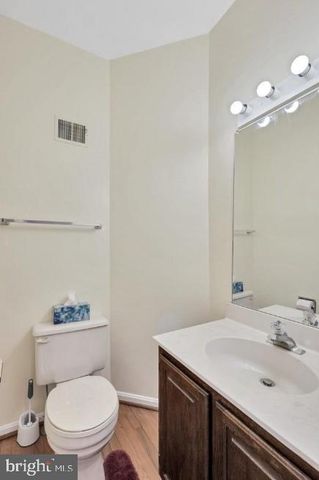8084 WHITLERS CT, Springfield, VA 22152
