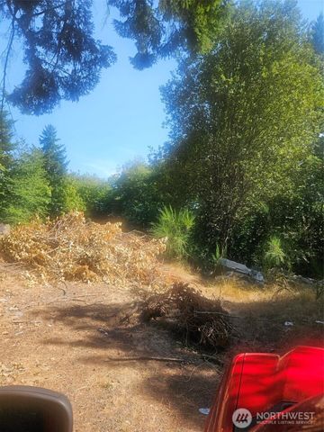 1083 Hull Avenue, Port Orchard, WA 98366
