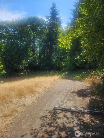 1083 Hull Avenue, Port Orchard, WA 98366