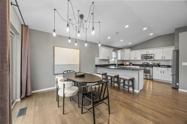 1670 Cedar Springs, North Liberty, IA 52317