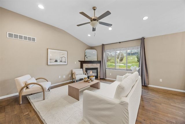 1670 Cedar Springs, North Liberty, IA 52317