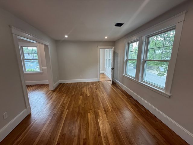 67 Walnut St 1, Watertown, MA 02472