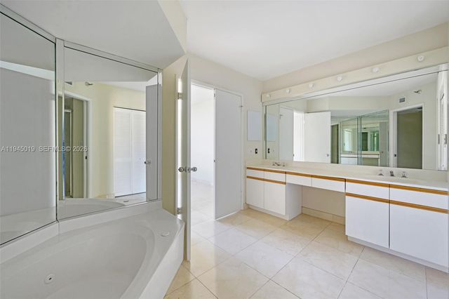 19101 NE 36th Court 2006, Aventura, FL 33180